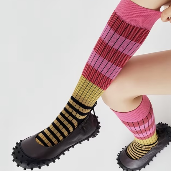 For BECKY    Fun Colorful Striped Socks Set (4 pair) - Picture 3 of 4